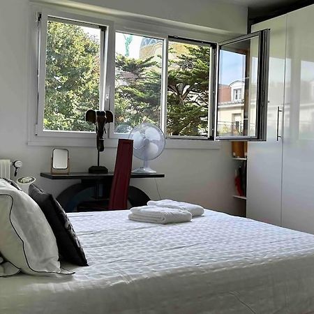 Private Bedrooms Near Eiffel Tower Paris Exterior photo