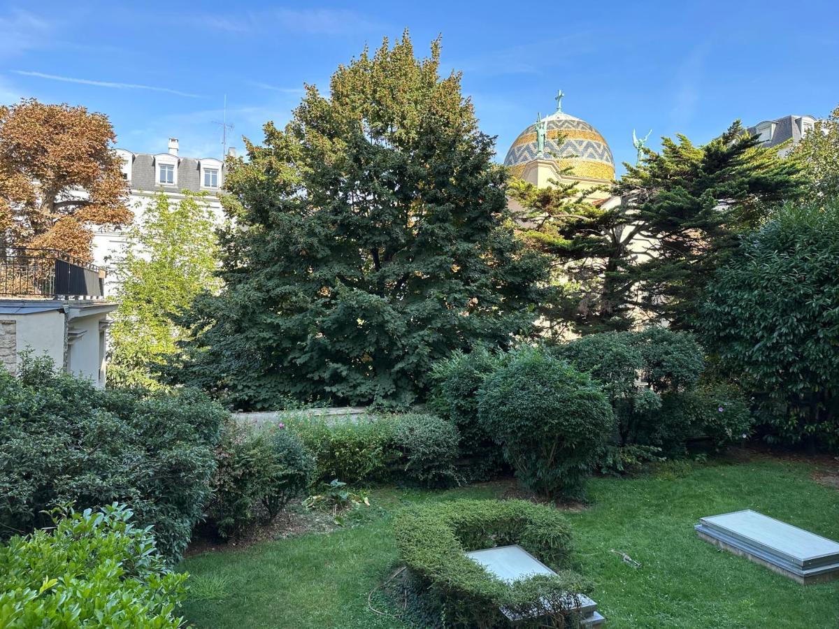 Private Bedrooms Near Eiffel Tower Paris Exterior photo