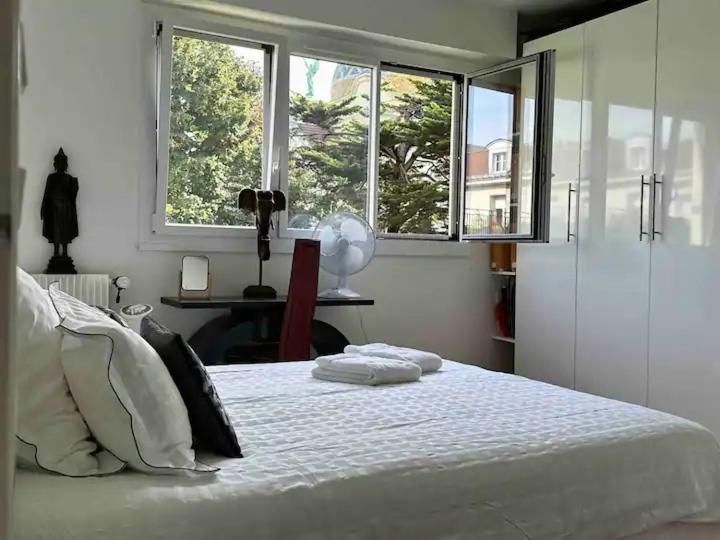Private Bedrooms Near Eiffel Tower Paris Exterior photo