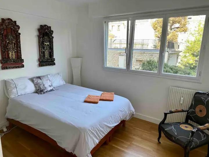 Private Bedrooms Near Eiffel Tower Paris Exterior photo